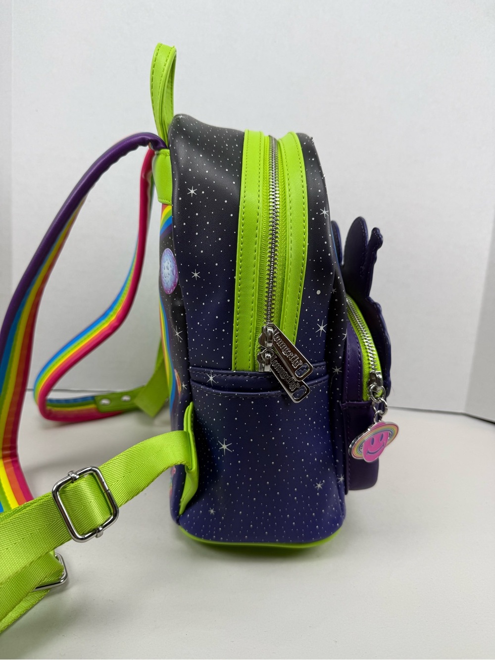 Loungefly Lisa Frank Alien ZOOMER & ZORBITT™
GLOW MINI BACKPACK - Picture 11 of 16